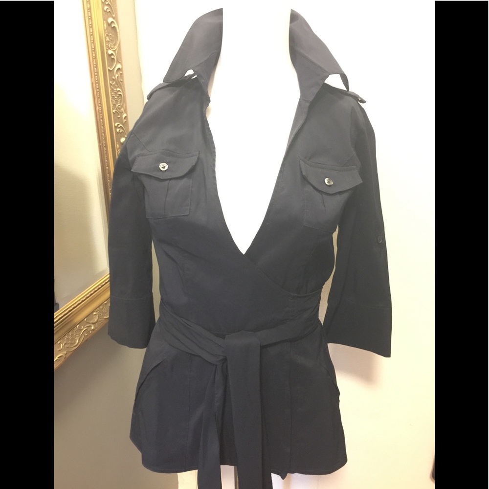 Diane Von Furstenberg Navy Wrap Top Like New